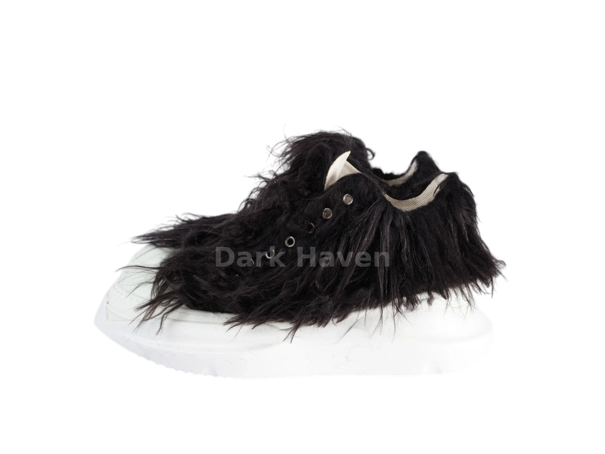 Abstract Fur Yeti Black Low Sneakers