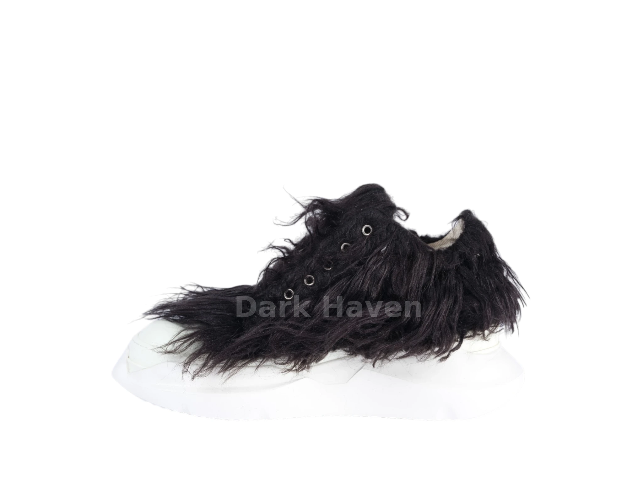 Abstract Fur Yeti Black Low Sneakers