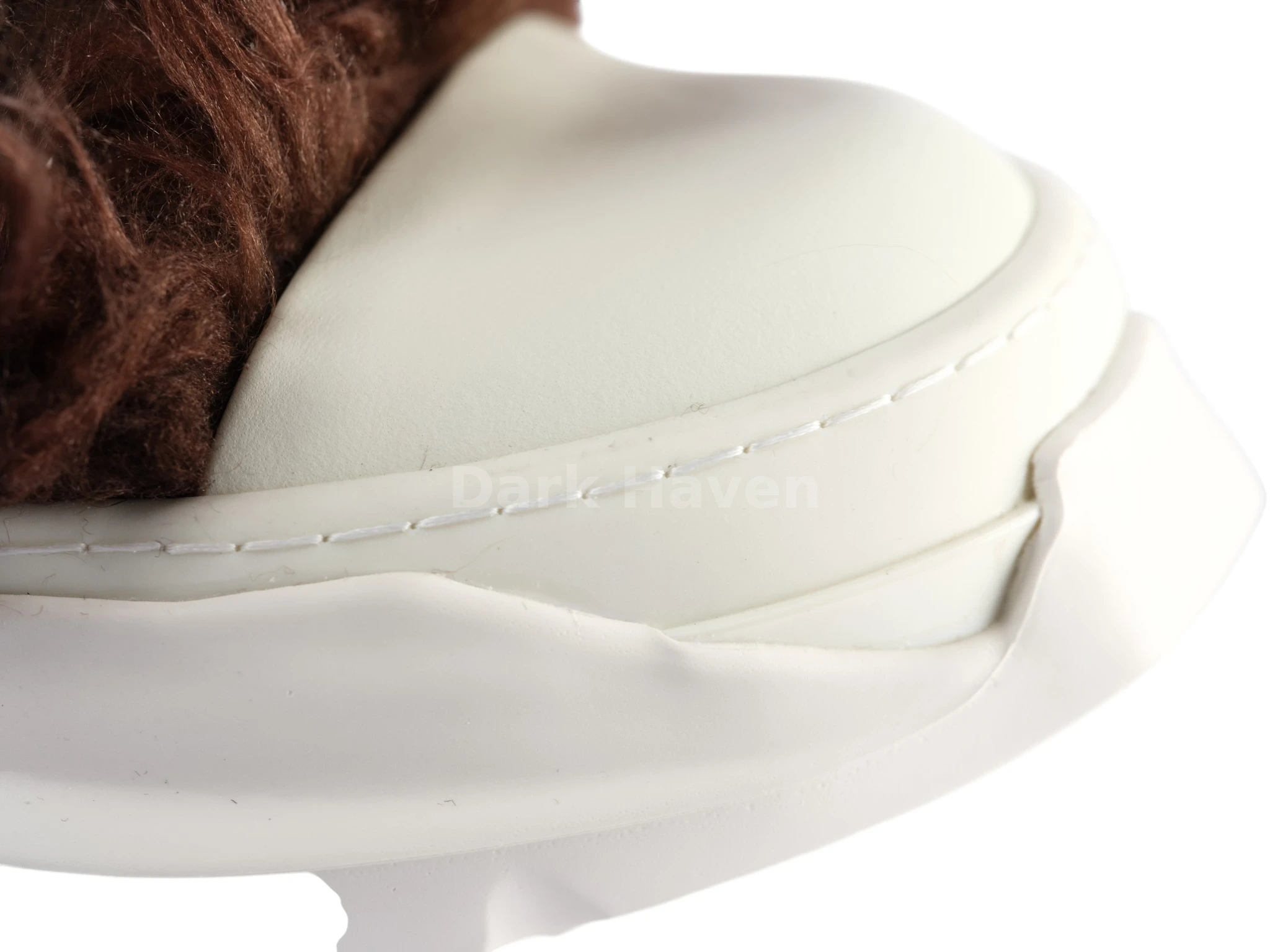 Abstract Fur Yeti Dust Low Sneakers