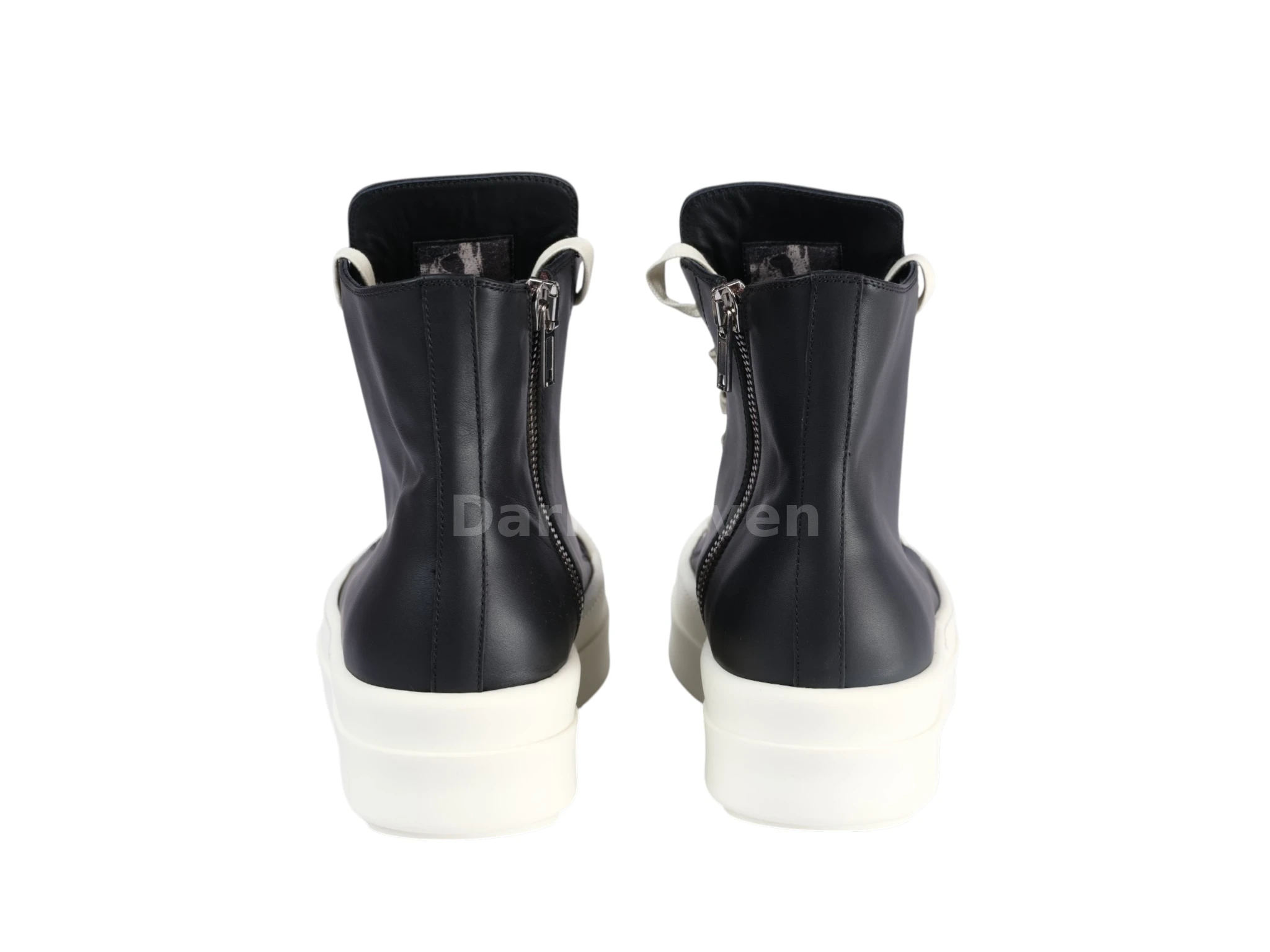Mega Bumper Ramones Leather Black/Milk