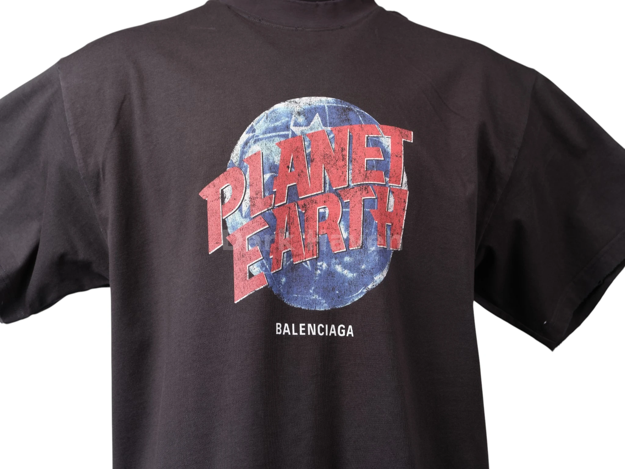 “Planet Earth” Distressed T-Shirt Black