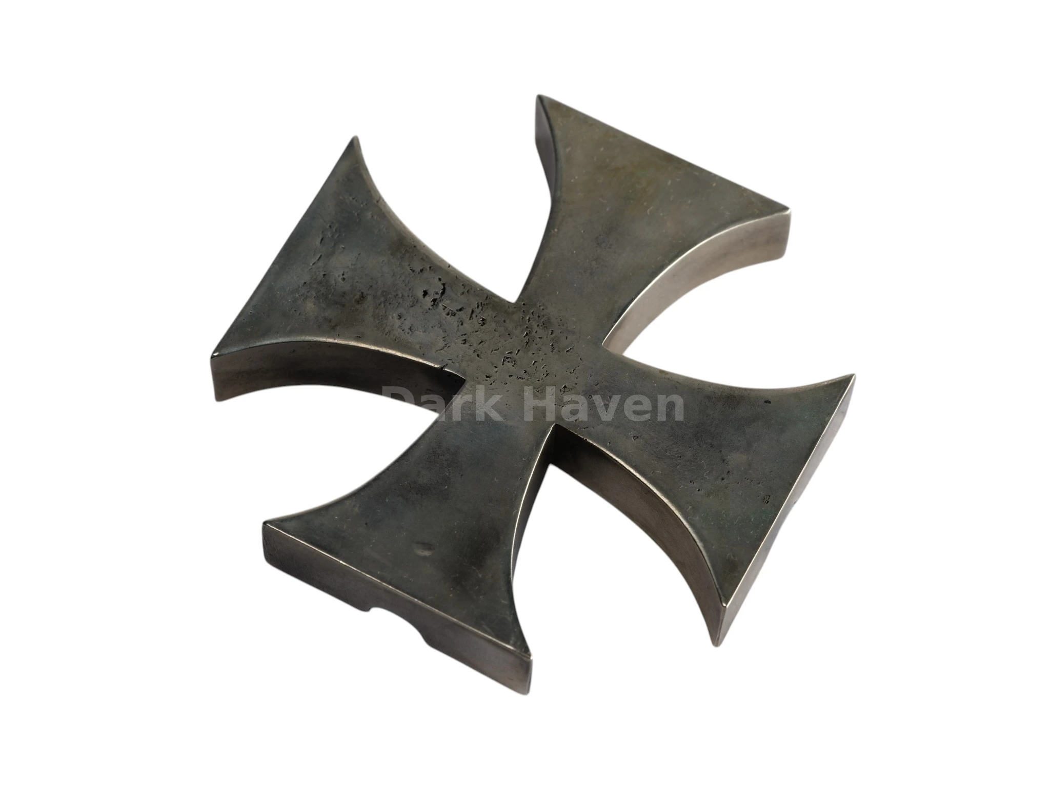 Gothic Iron Cross Pendant Ashtray