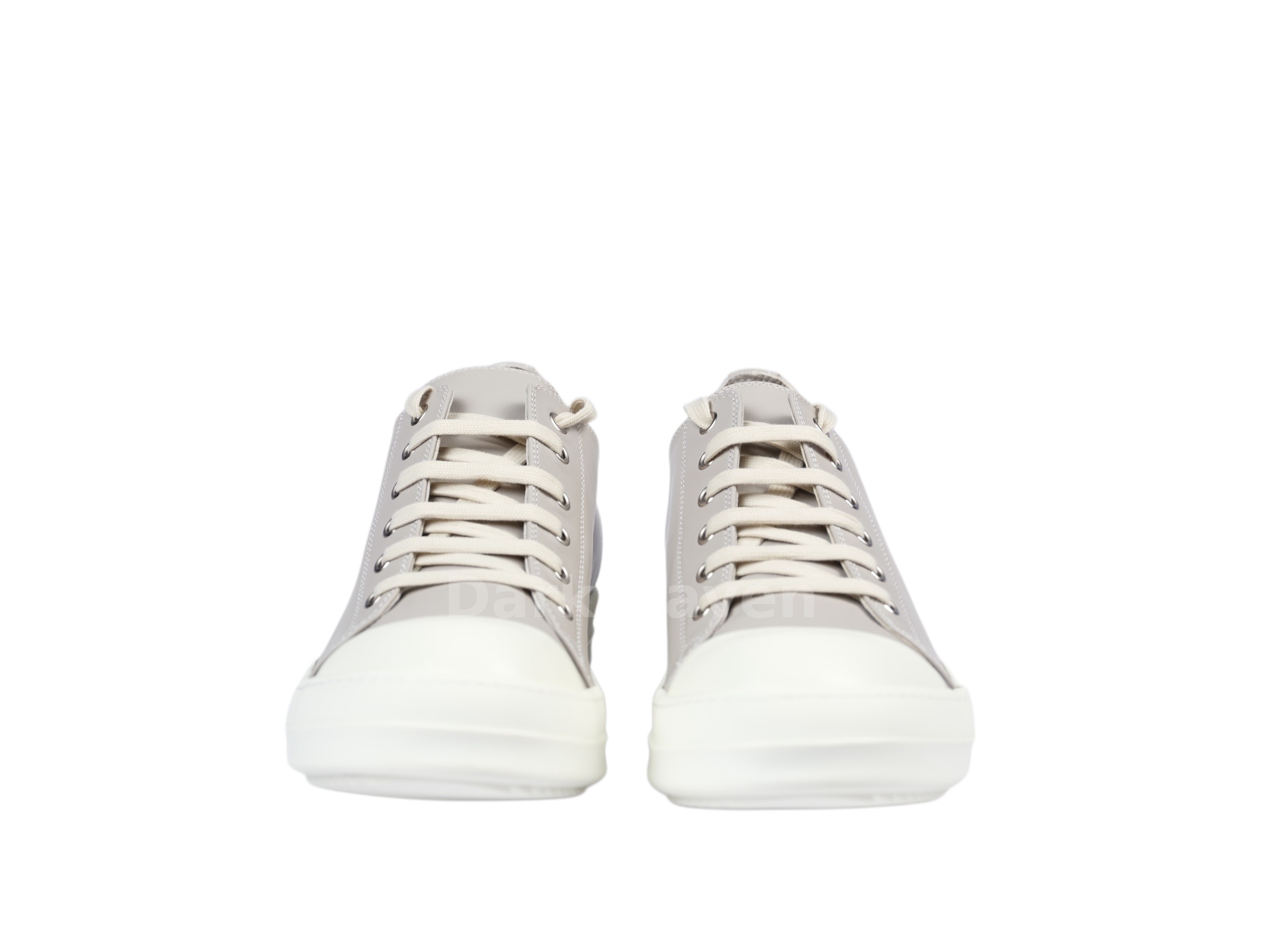 Mainline Leather Low Sneakers Pearl