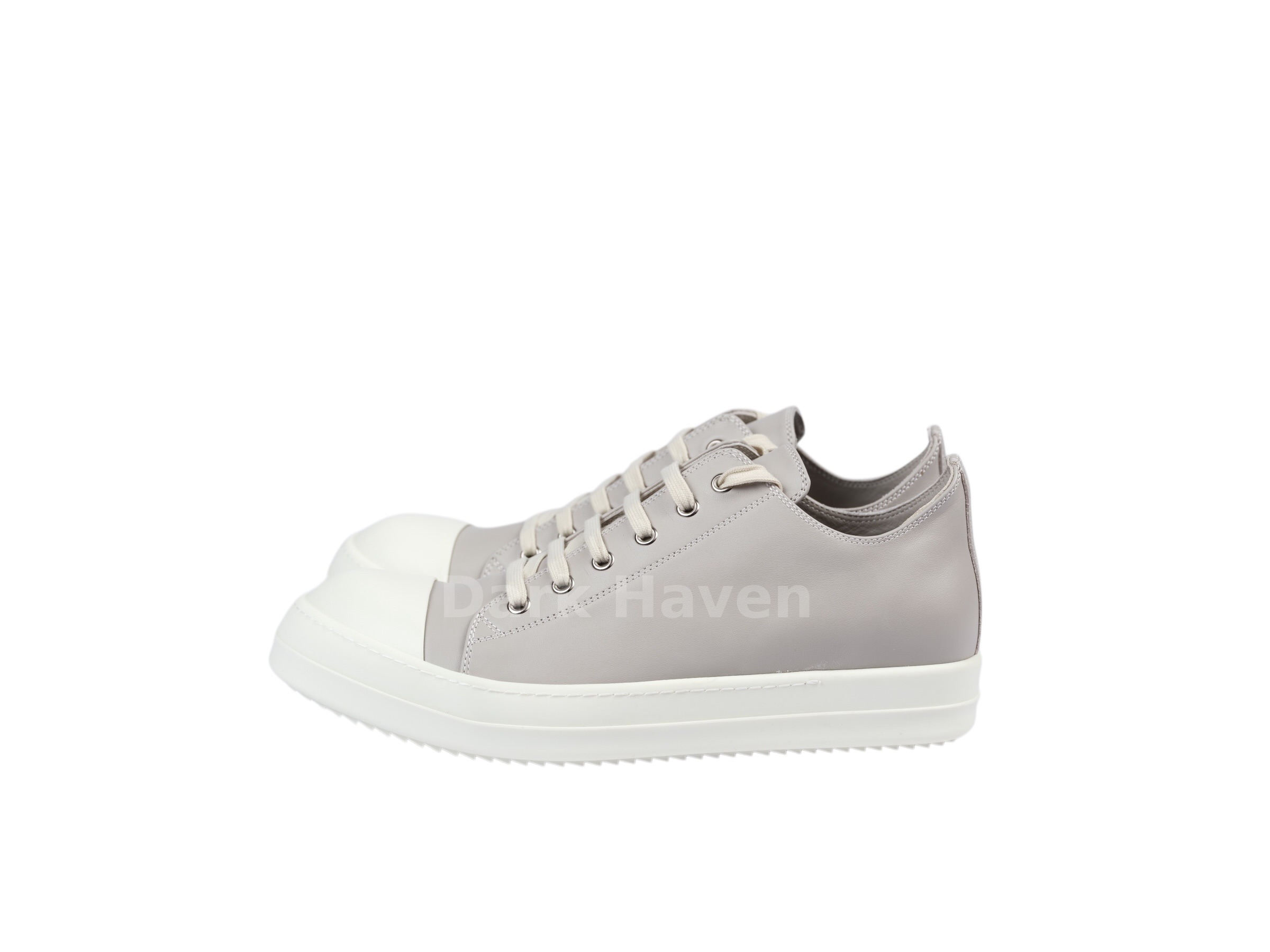 Mainline Leather Low Sneakers Pearl