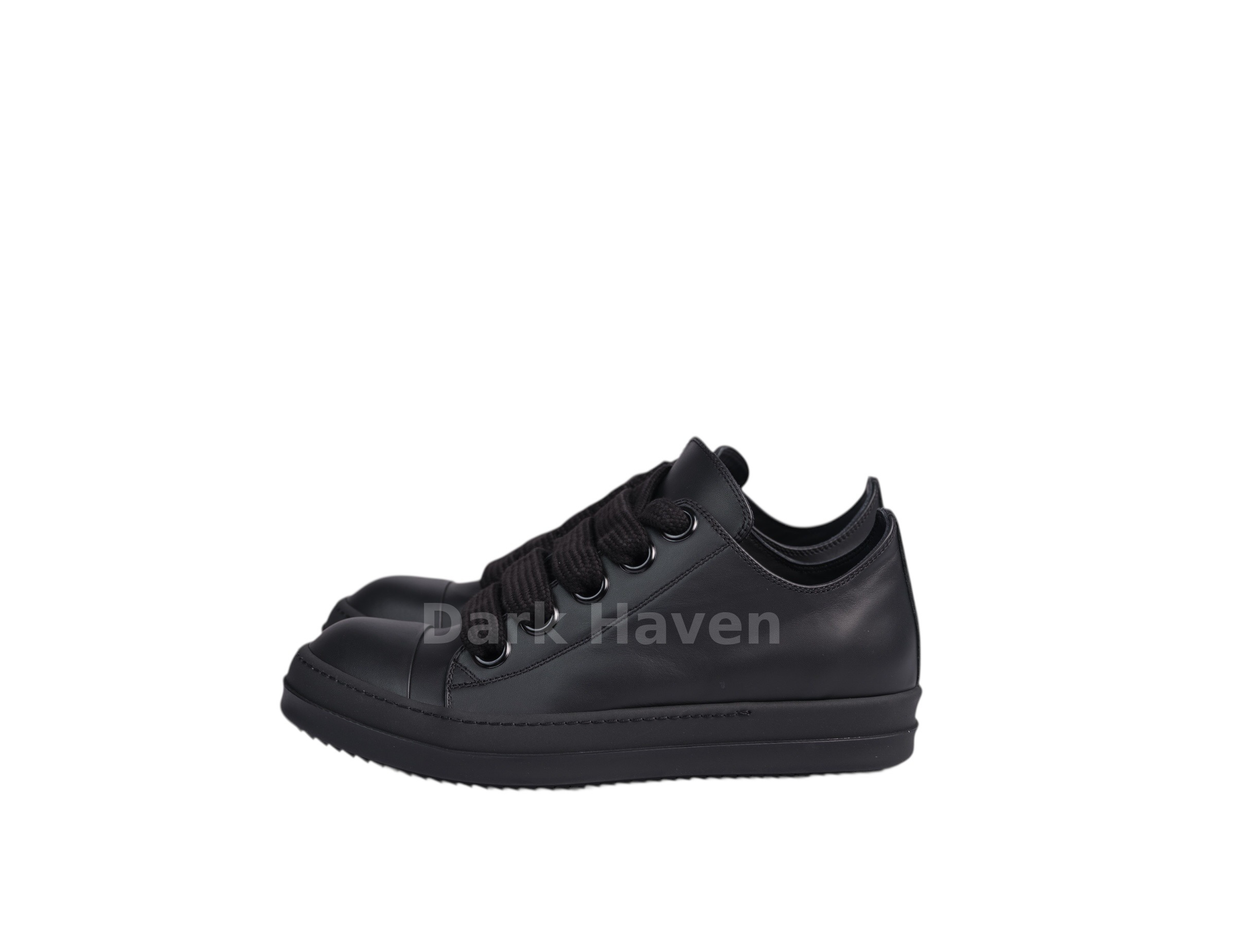 Mainline Jumbo Lace Low Sneakers