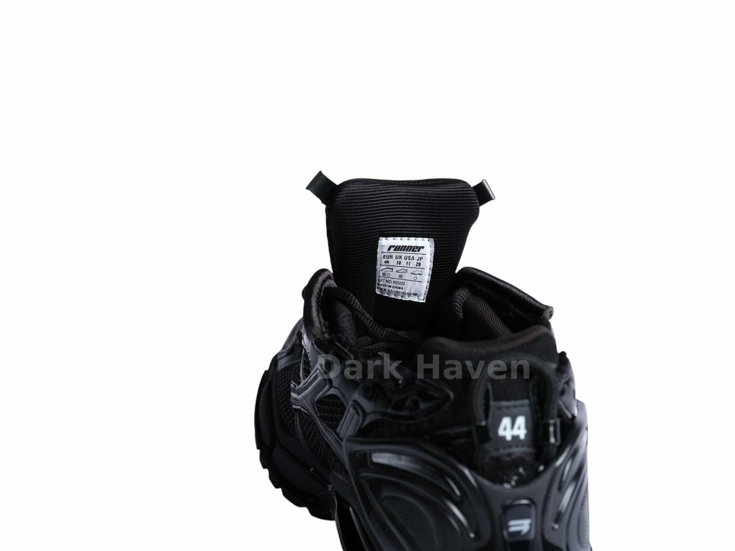 Runner LED Black 2026