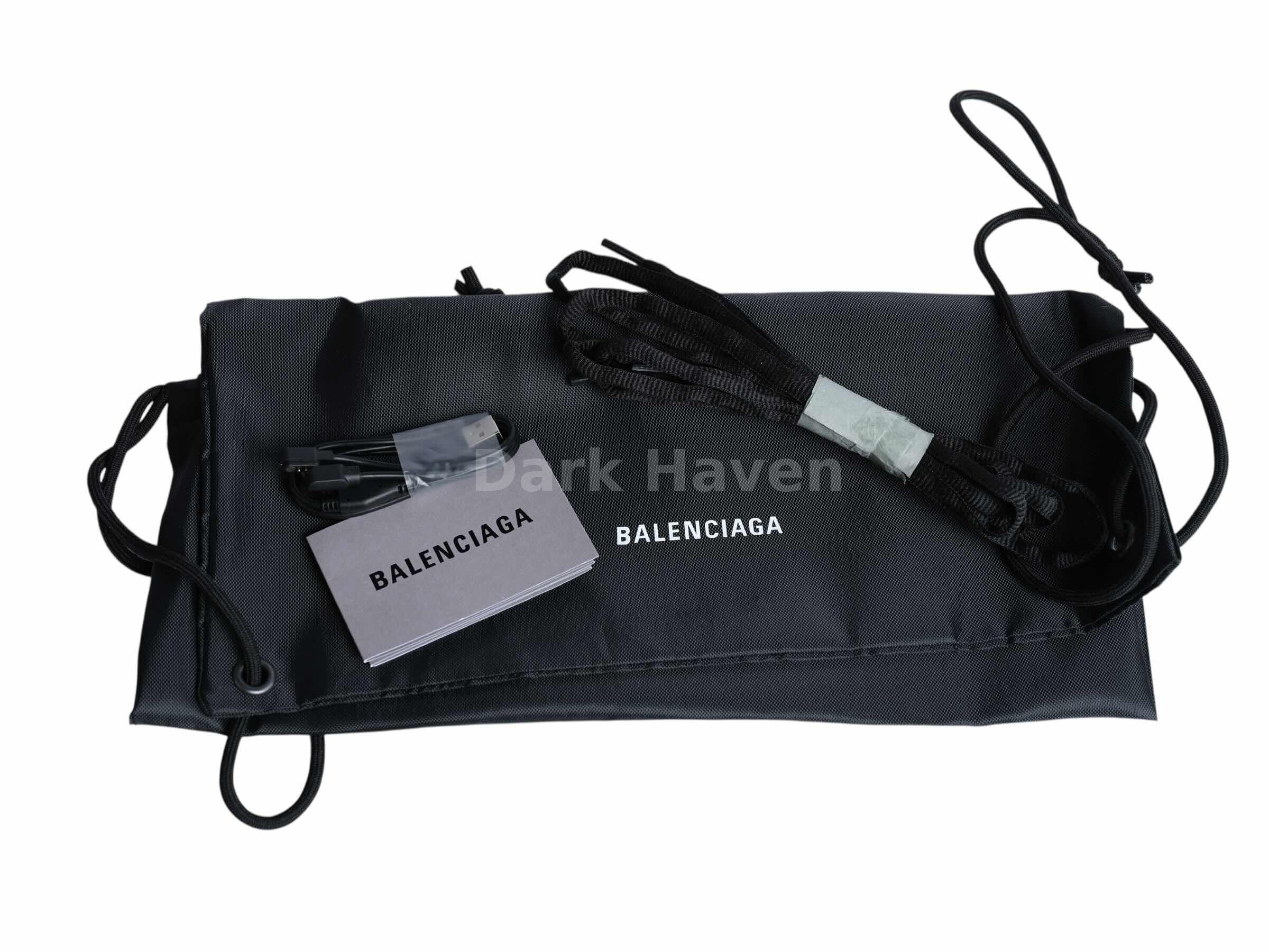 Runner LED Black 2026