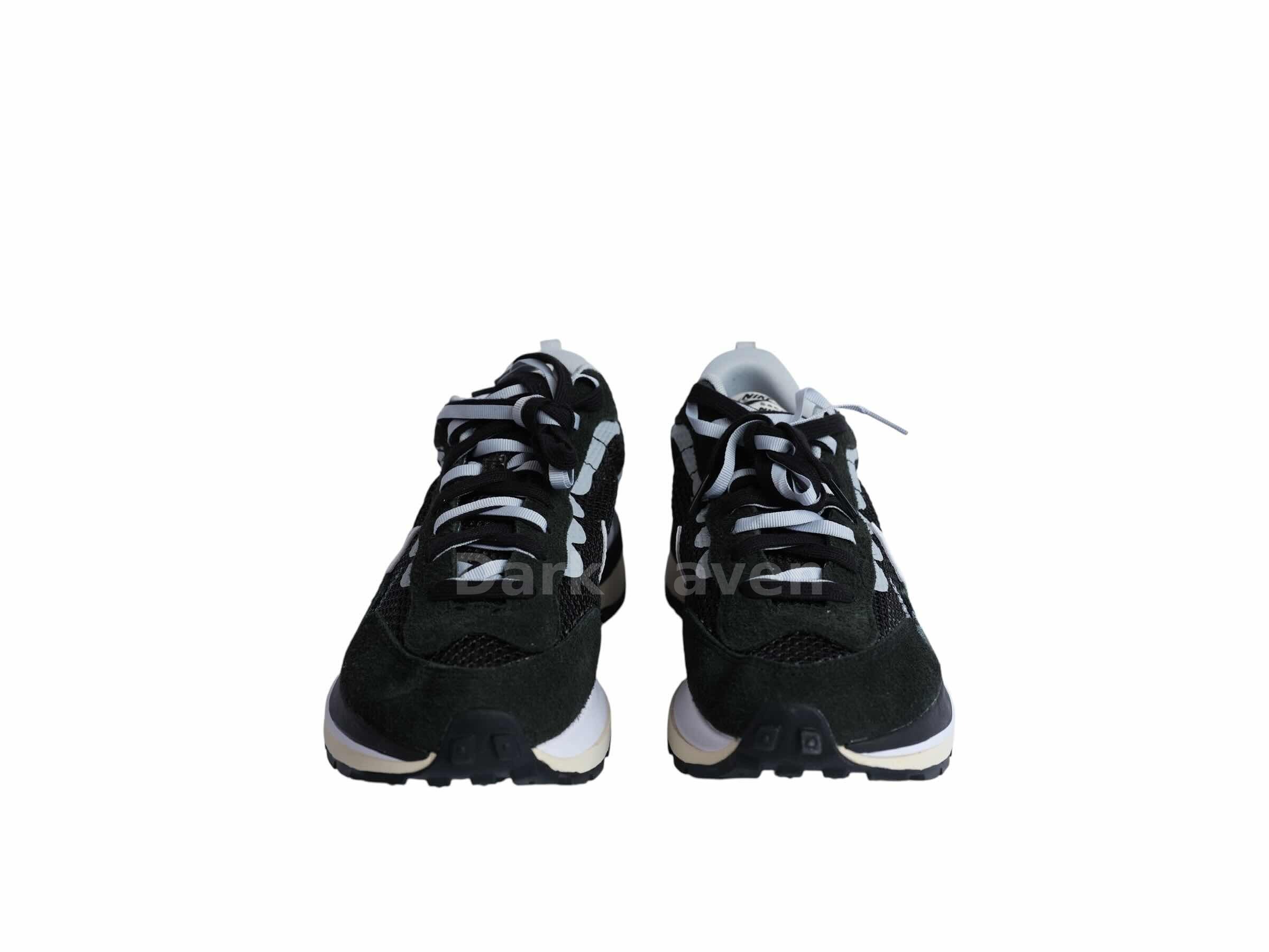Nike x Sacai VaporWaffle Black / White