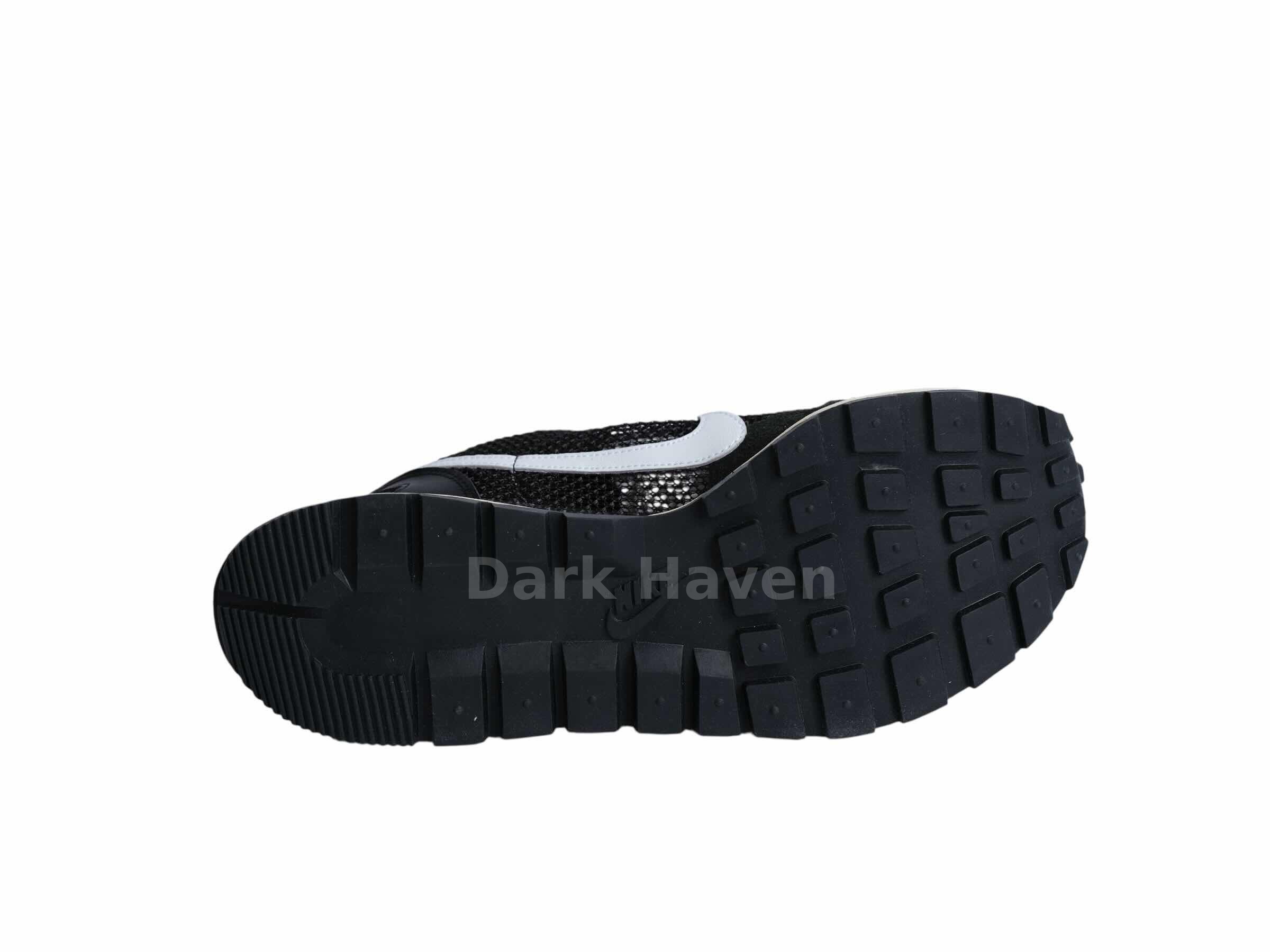 Nike x Sacai VaporWaffle Black / White