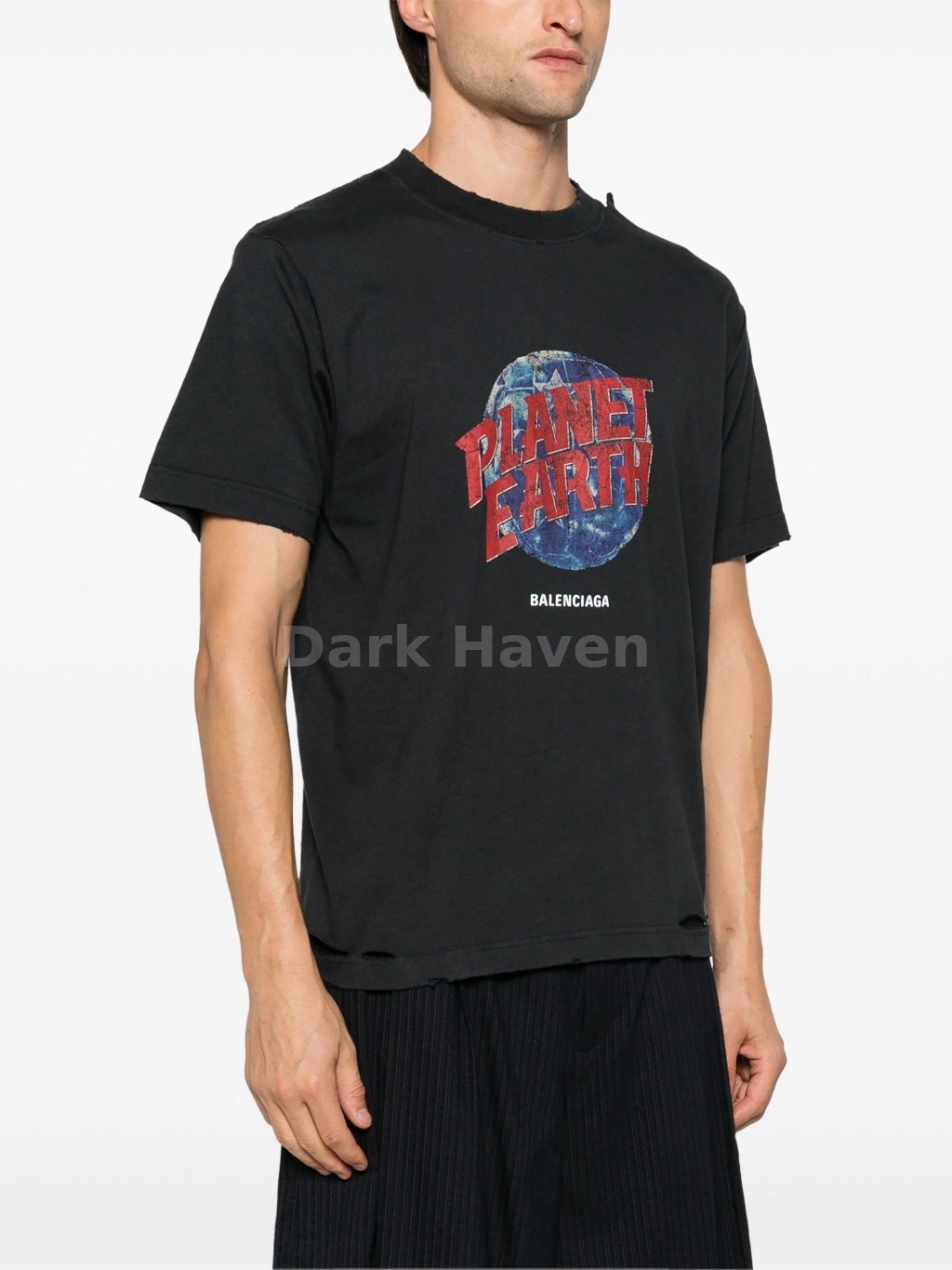 “Planet Earth” Distressed T-Shirt Black